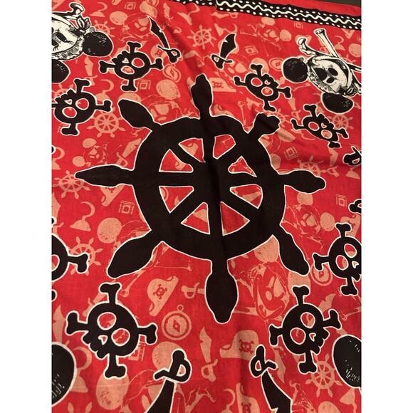 Disney's Mickey Mouse‎ Pirates Of The Caribbean Night Cruise Bandana Scarf - Picture 3 of 5